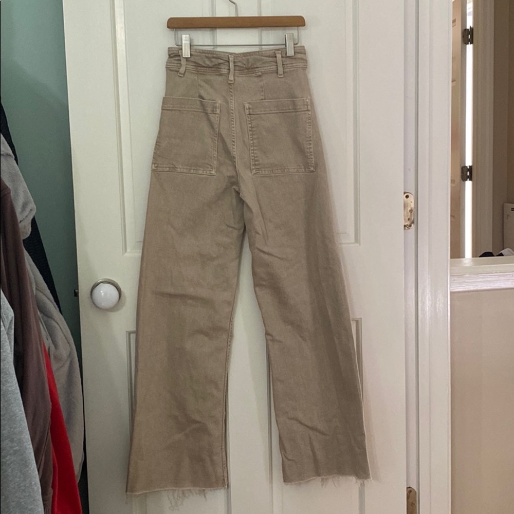 Zara Wide-Leg High-Rise Jeans in Beige - Picture 2 of 3